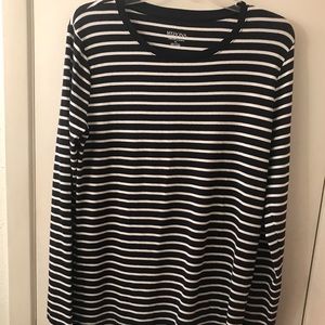 Black and white stripe long sleeve top